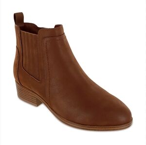 MIA Ankle Boots NWOT